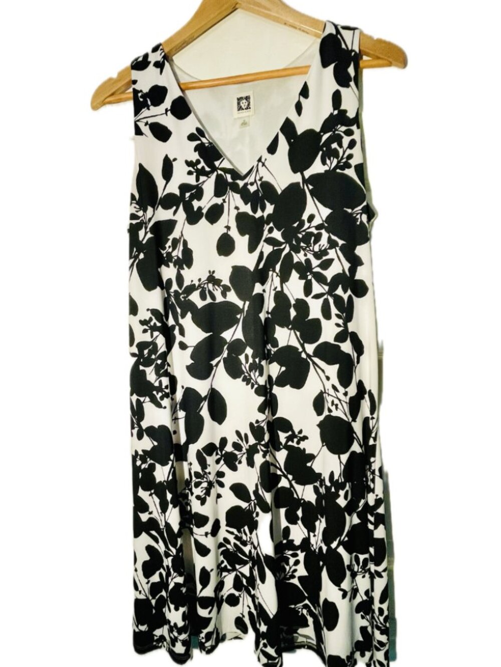 Anne Klein Black & White Floral Sleeveless Dress Size 10